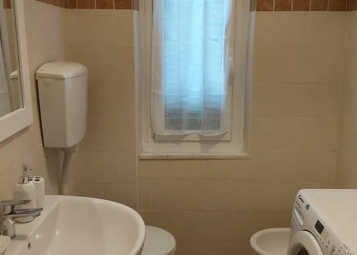 Civico 18 * Moneglia